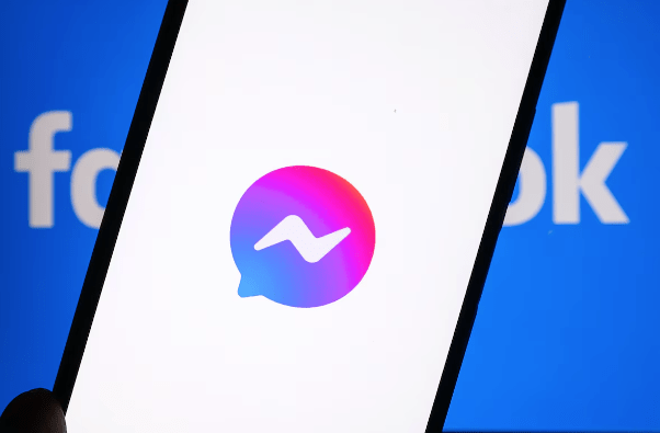 Comment envoyer une vidéo sur Messenger ?